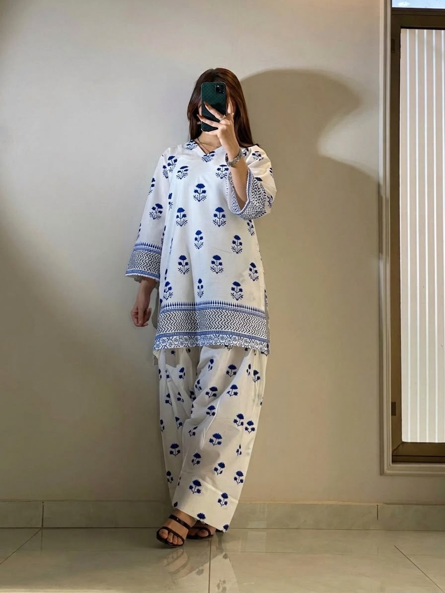 Azure Bloom Printed 2-Piece doria Lawn cord–set White & Blue Kurta with Matching farshi Trousers